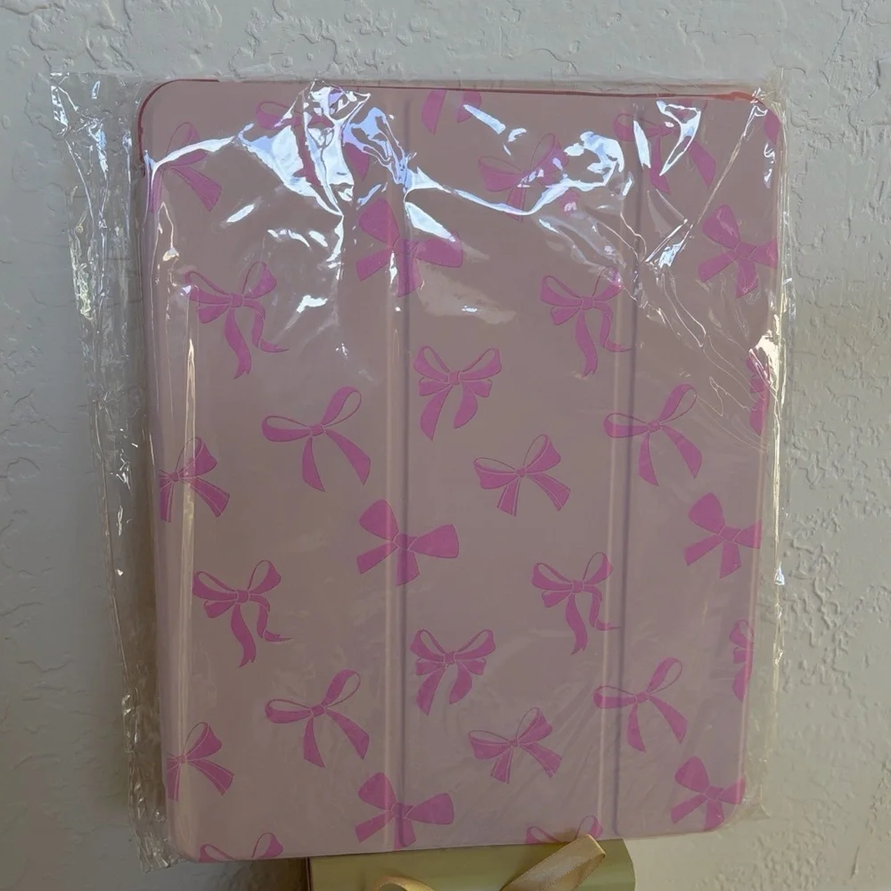 Trifold Pink Bow Tablet Case